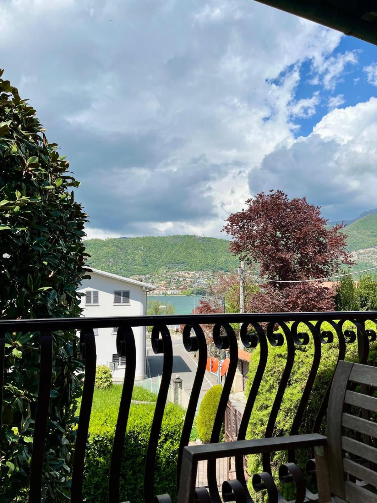 B&B Aria Di Lago Paratico Quarto foto